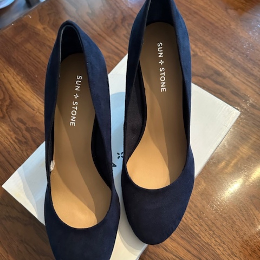 Sun Stone Women's Size 10 Pumps - Black and Blue - 2 pairs